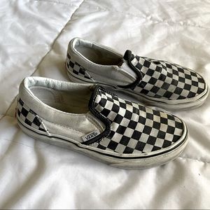 Girls Checkered Vans slides